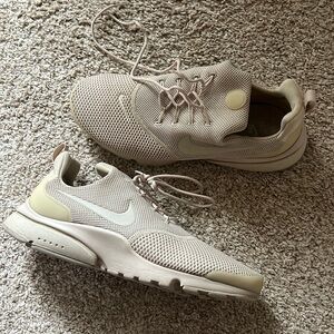 Tan Nike Shoes Women’s